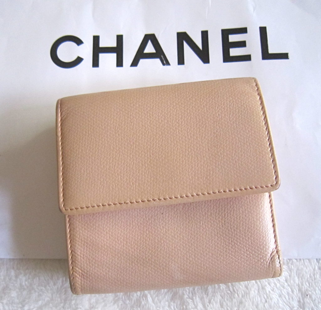 Chanel Pink Leather Gold Medallion French Bi-Fold Wallet