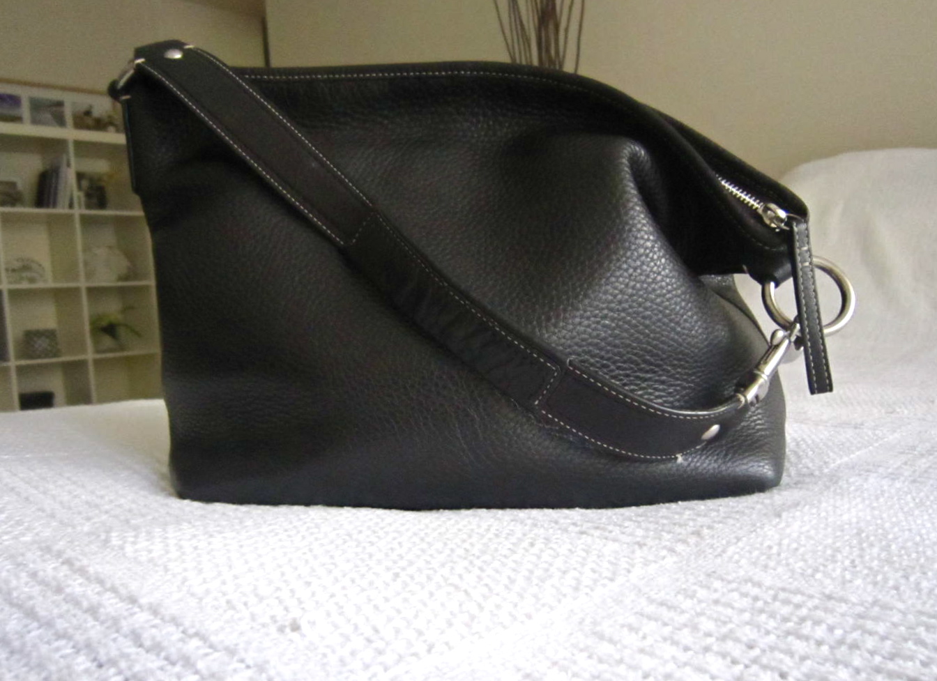 coach black pebbled leather crossbody bag