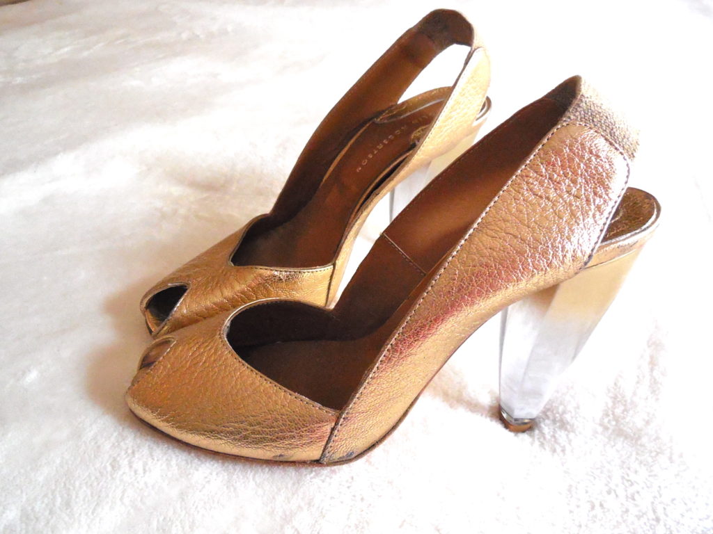 Colin Robertson Gold Leather Peep-Toe Slingback Heels / Size 8.5