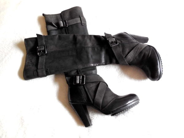 DKNY Raleigh Leather Boots