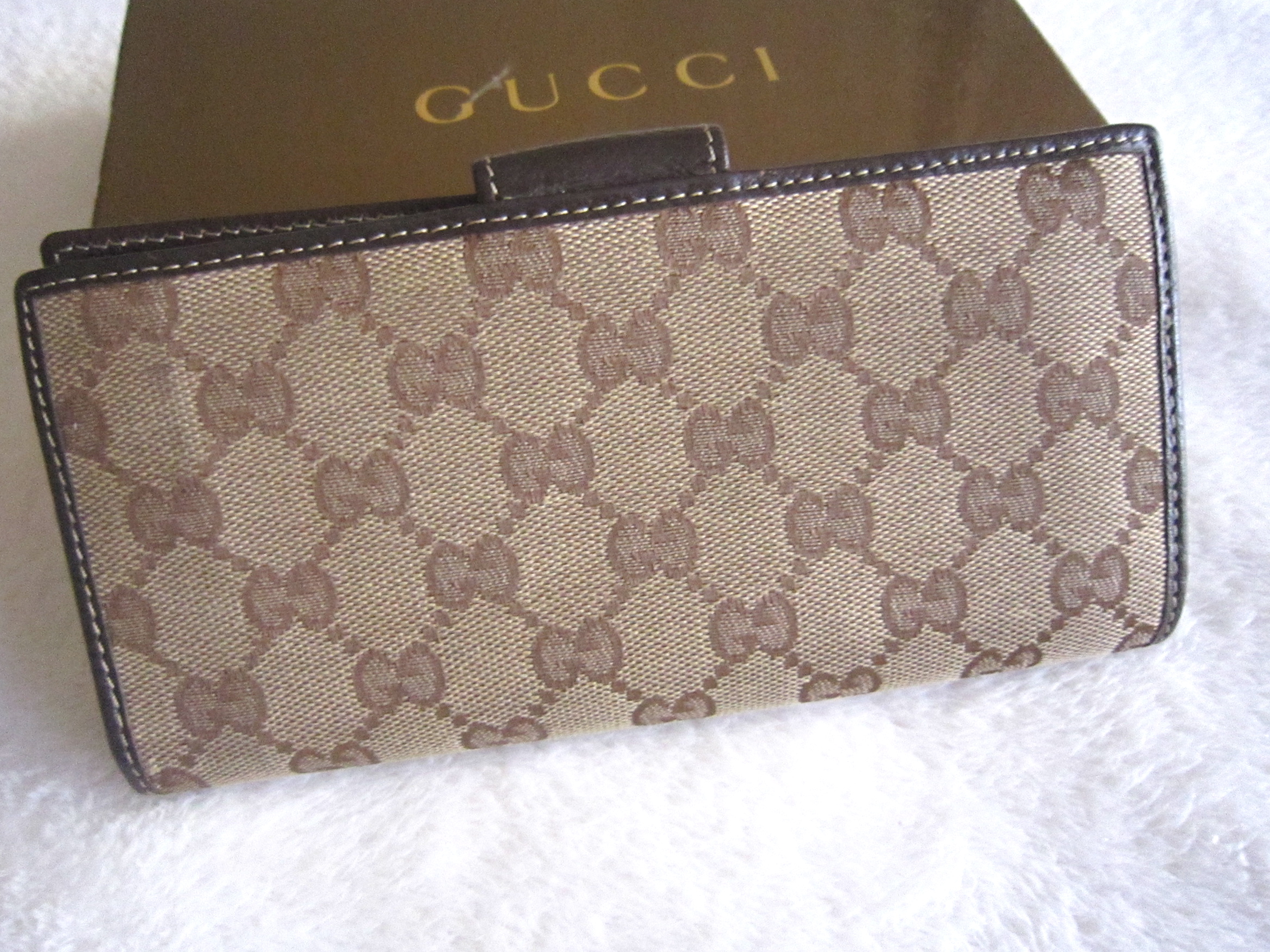 Gucci GG Abbey Long Wallet