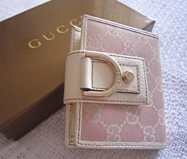 Gucci GG Pink Abbey D-ring Wallet