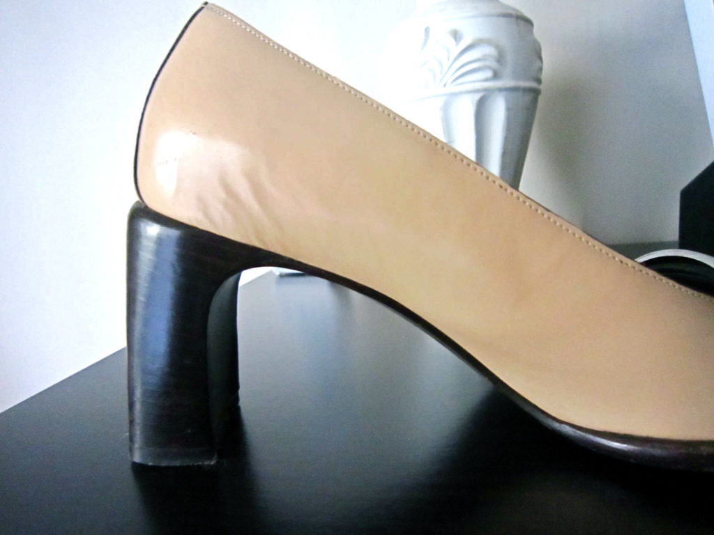 Gucci Signature Beige Leather Pumps/Size 36.5