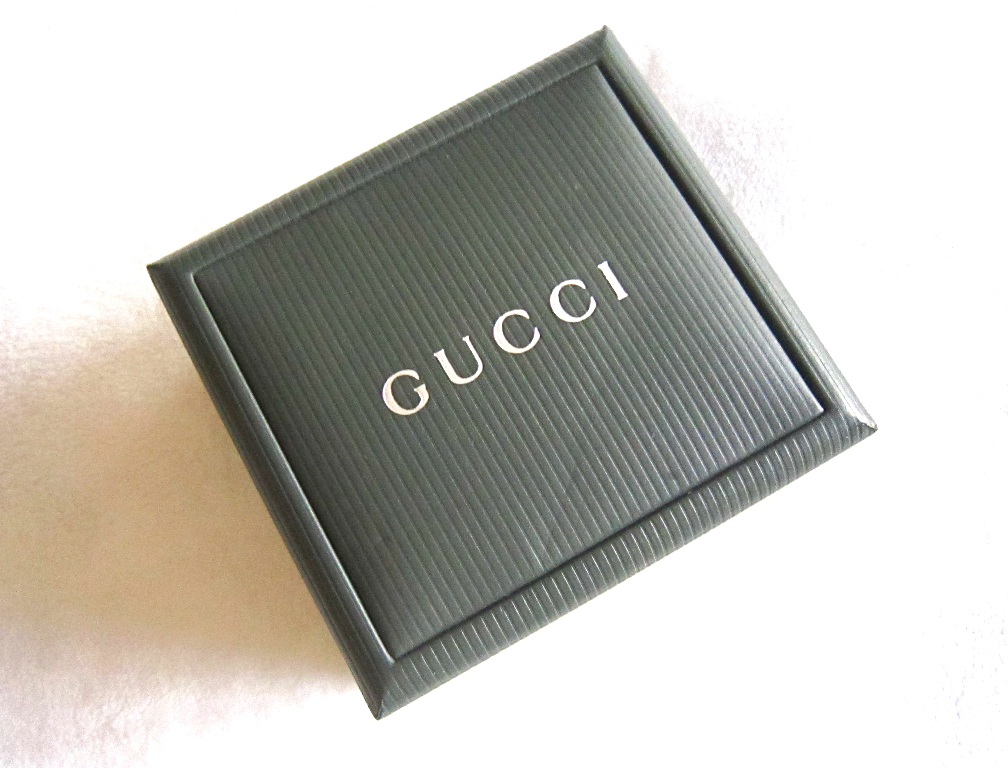 Gucci Silver 1500 Black Dial Ladies Watch