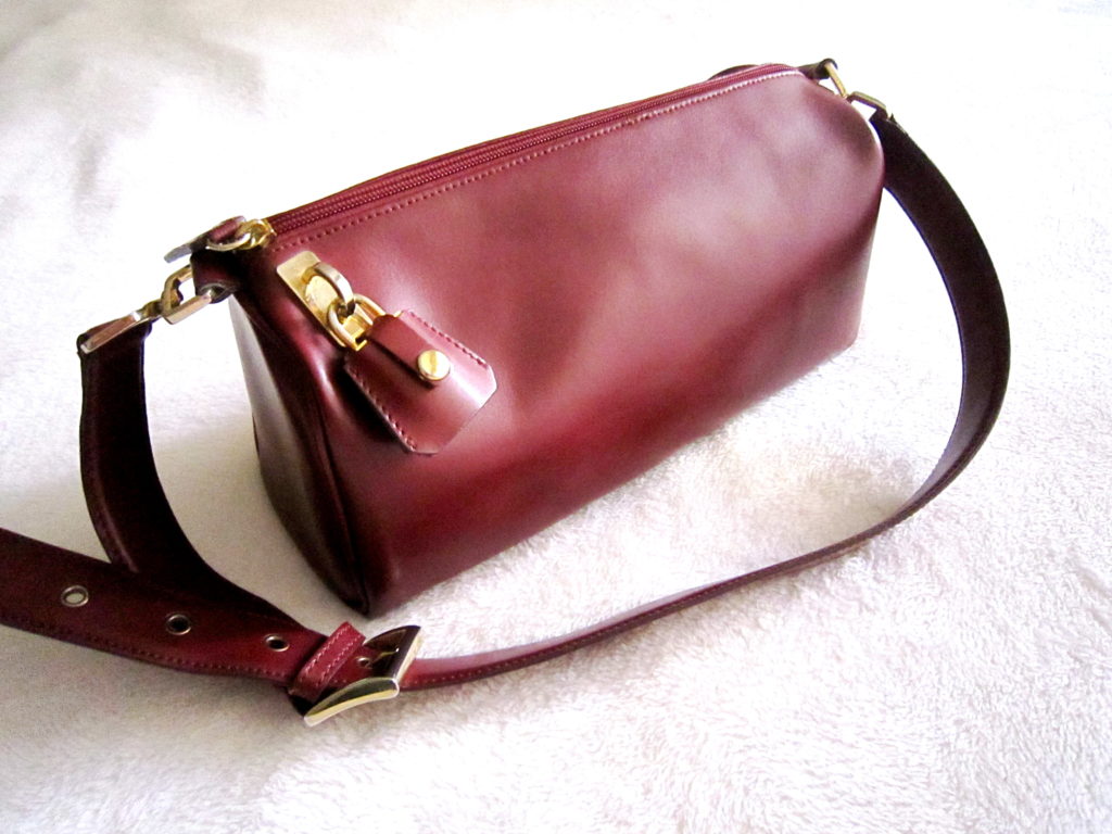 Holt Renfrew Burgundy Leather Shoulder Bag