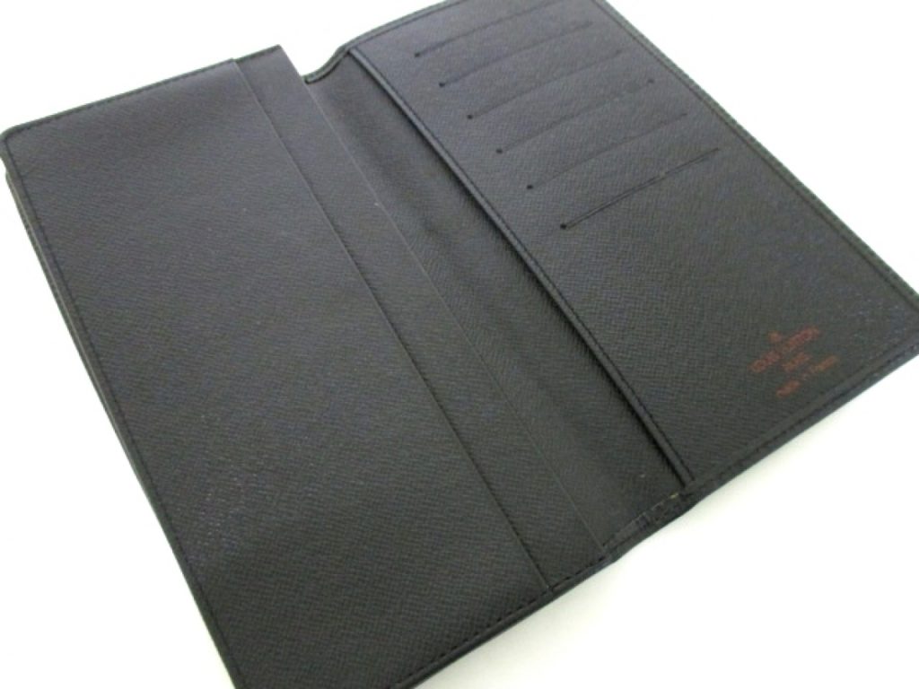 Black Epi Porte Cartes Credit Bifold Wallet