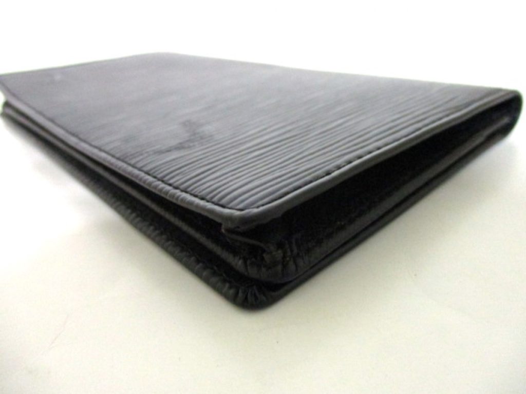 Black Epi Porte Cartes Credit Bifold Wallet