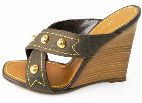 Cloth mules Louis Vuitton Brown size 40 IT in Cloth - 33882301