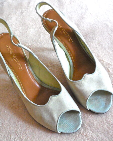 Louis Vuitton Light Green Suede LV Logo Heels : 10