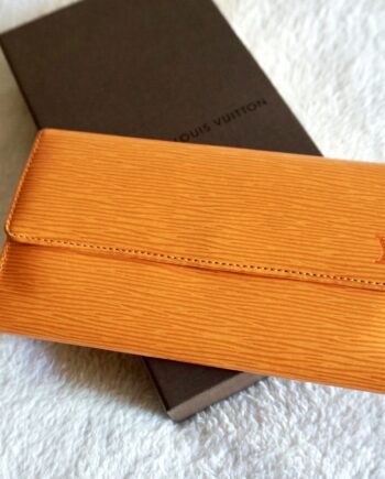 Louis Vuitton Mandarin Epi Porte Tresor International Trifold Wallet