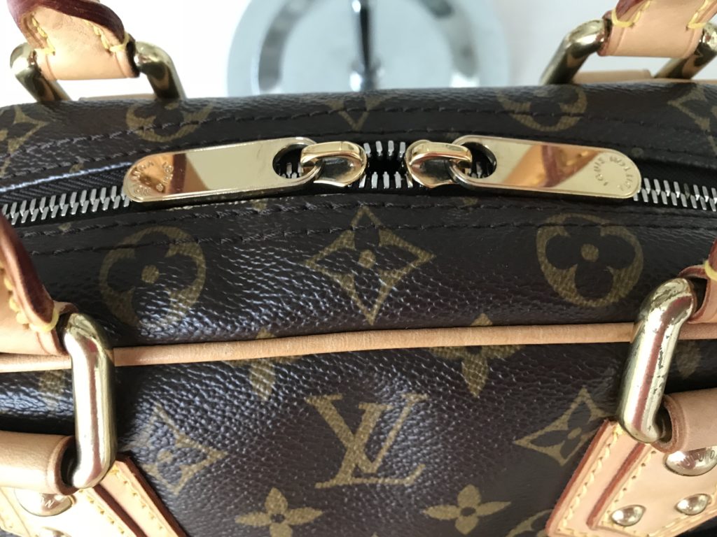 Monogram Manhattan PM Handbag