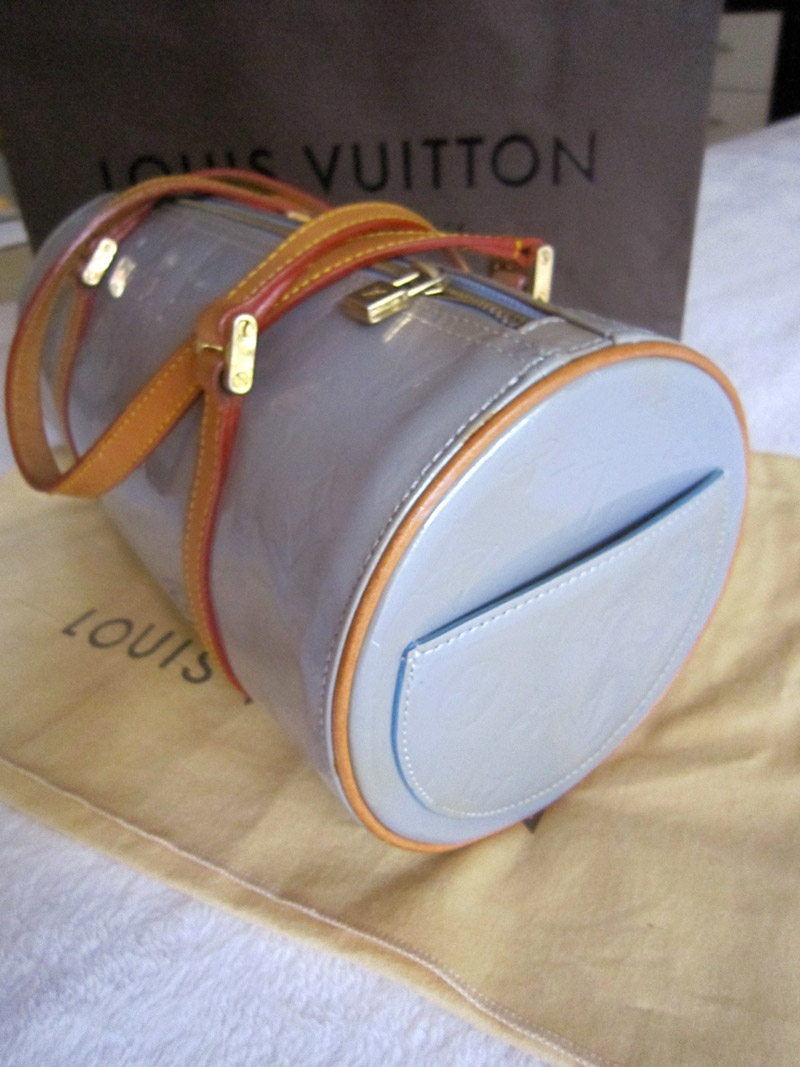 Papillon patent leather handbag Louis Vuitton Beige in Patent leather -  15218516