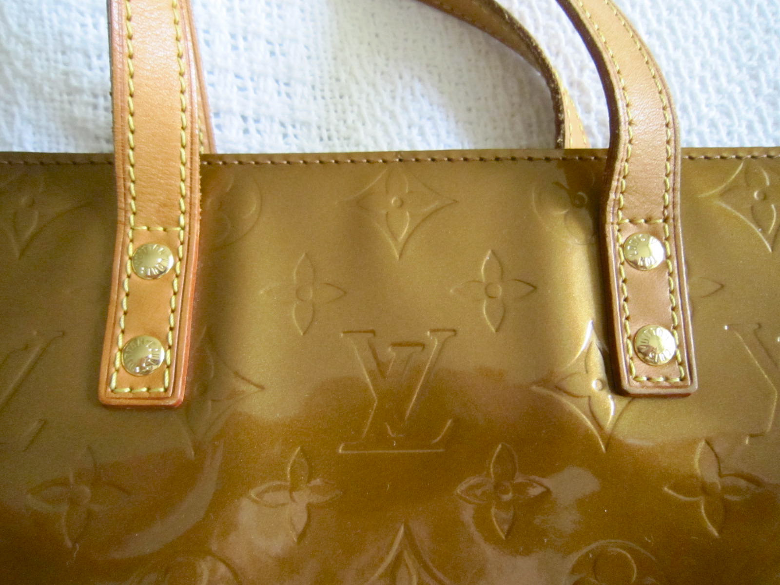Louis Vuitton Small Bronze Monogram Vernis Copper Reade PM Tote Bag 914lv33  at 1stDibs