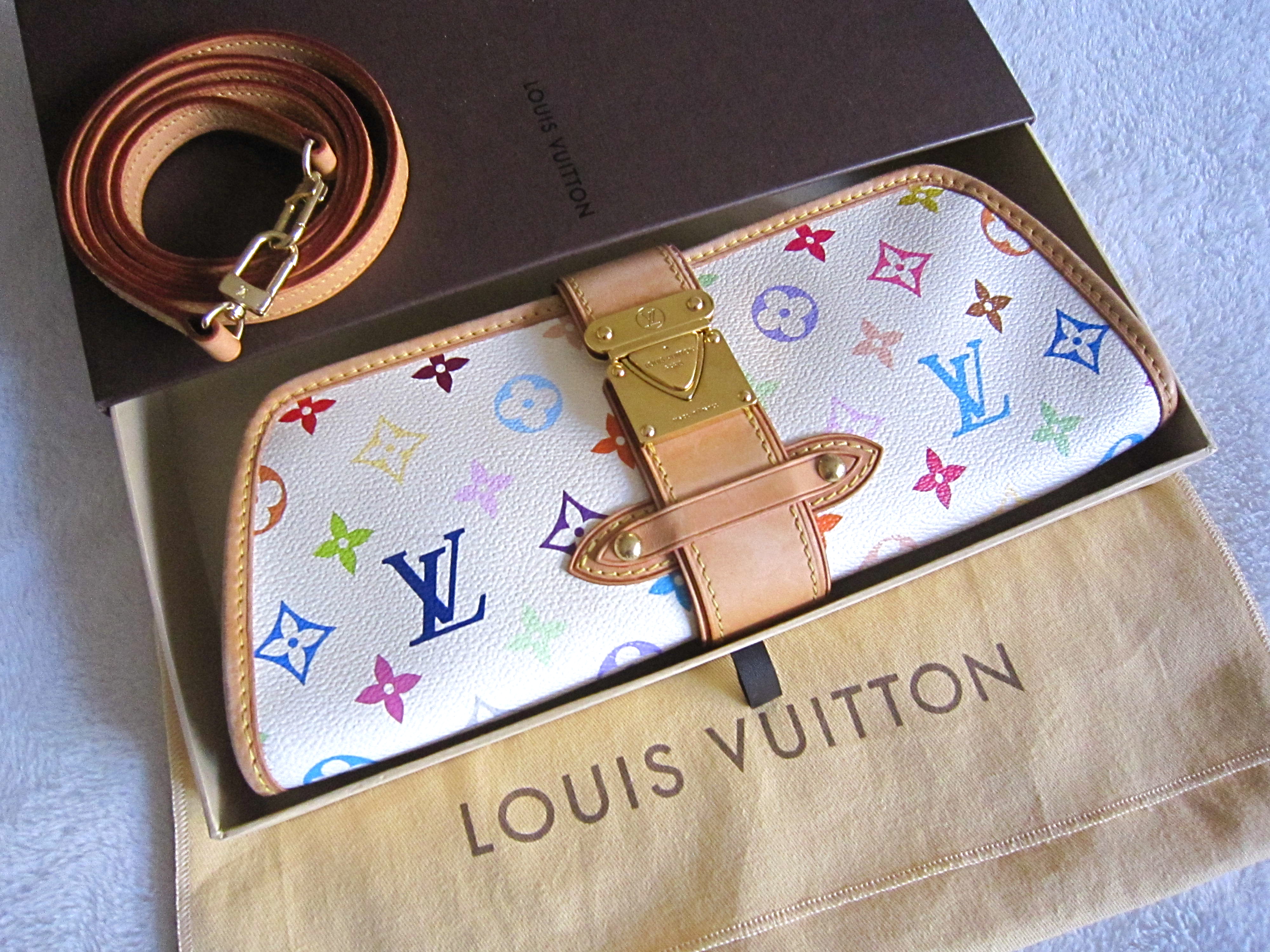 Latest Louis Vuitton Clutches Online | Paul Smith