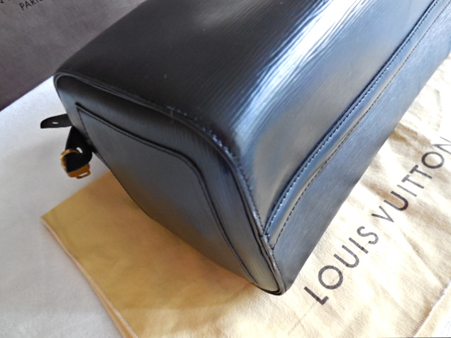 Louis Vuitton Black Epi Leather Noir Speedy 30 Boston Bag 859102