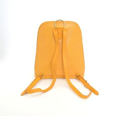 Louis Vuitton Backpack Yellow Patent leather ref.206575 - Joli Closet