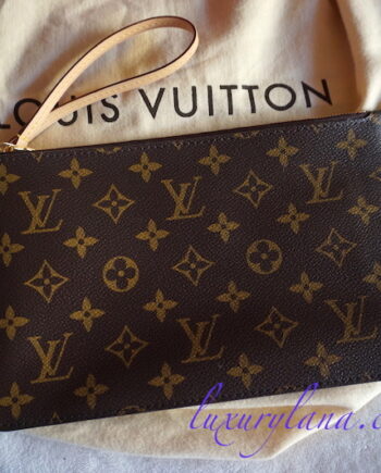 New w/ Tags Louis Vuitton Monogram Neverfull Pochette Clutch