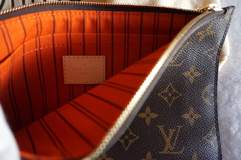 Louis Vuitton Monogram Neverfull Pochette - Brown Clutches