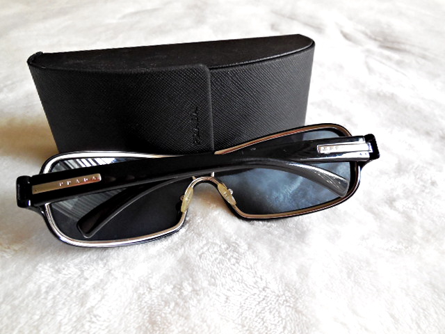 Prada Black Executive Aviator Sunglasses/SPR 10D