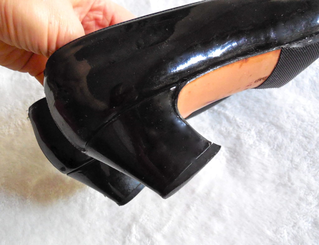 Salvatore Ferragamo Black Patent Gancini Heels / Size 8.5