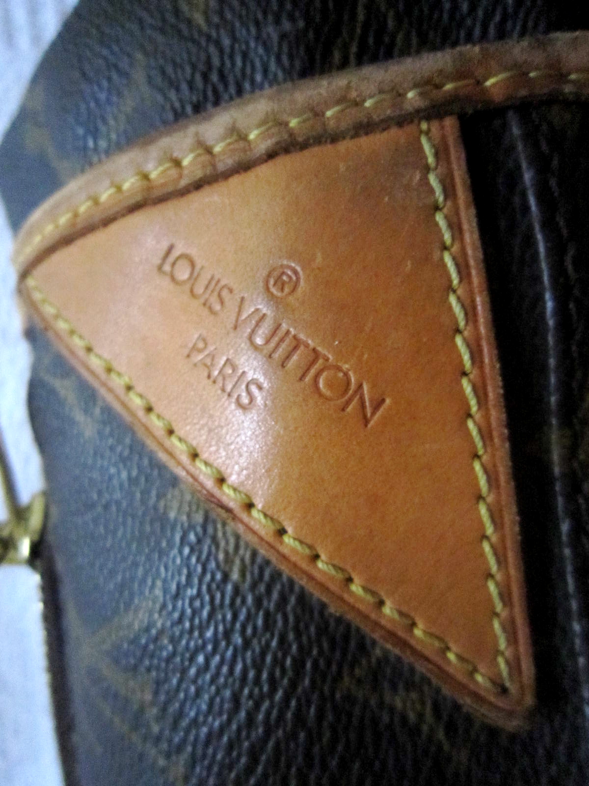 Louis Vuitton Vintage Monogram Portable Garment Bag Suitcase – Boutique  LUC.S