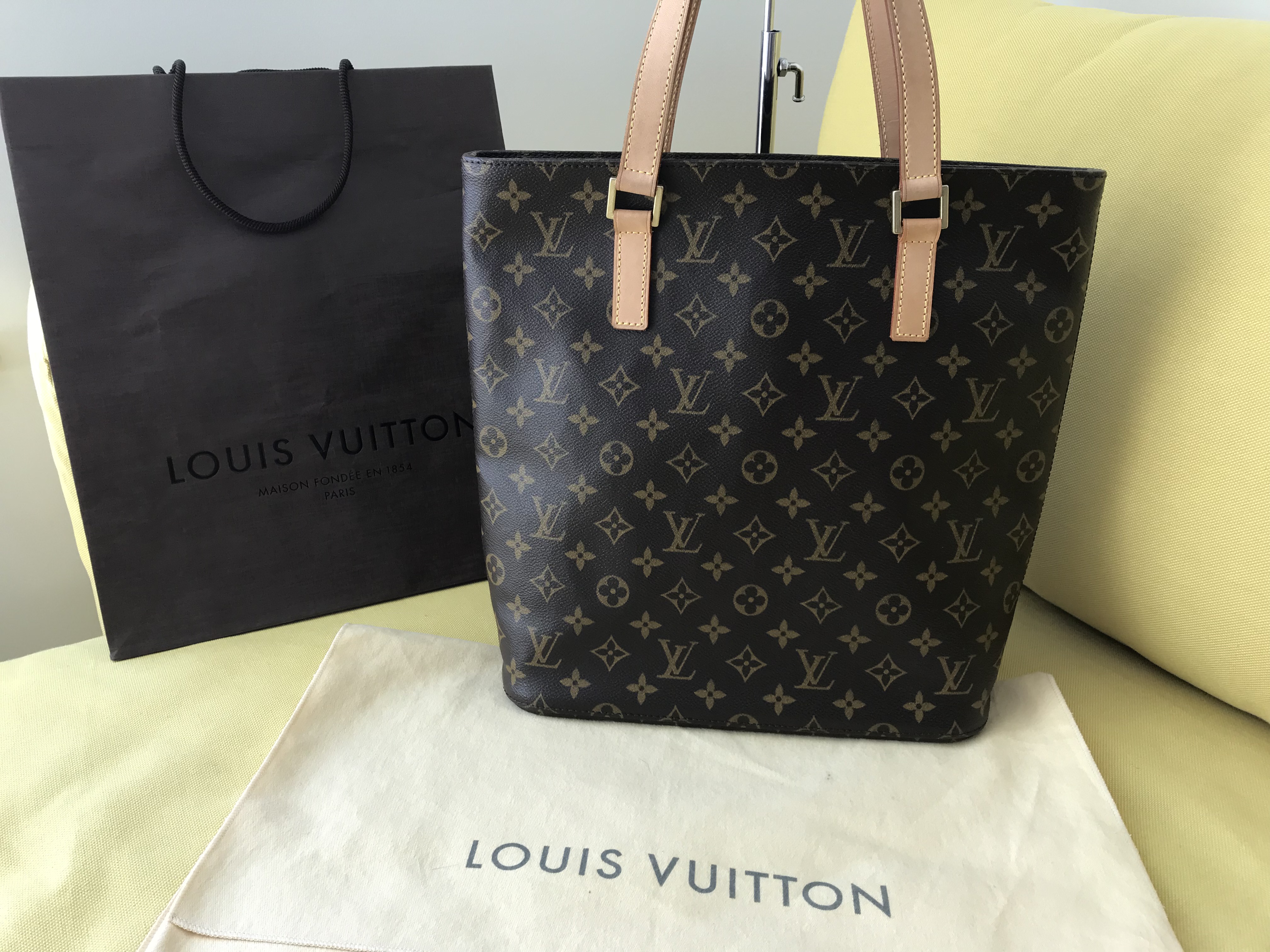 Louis Vuitton GM Monogram Sac Shopping Tote