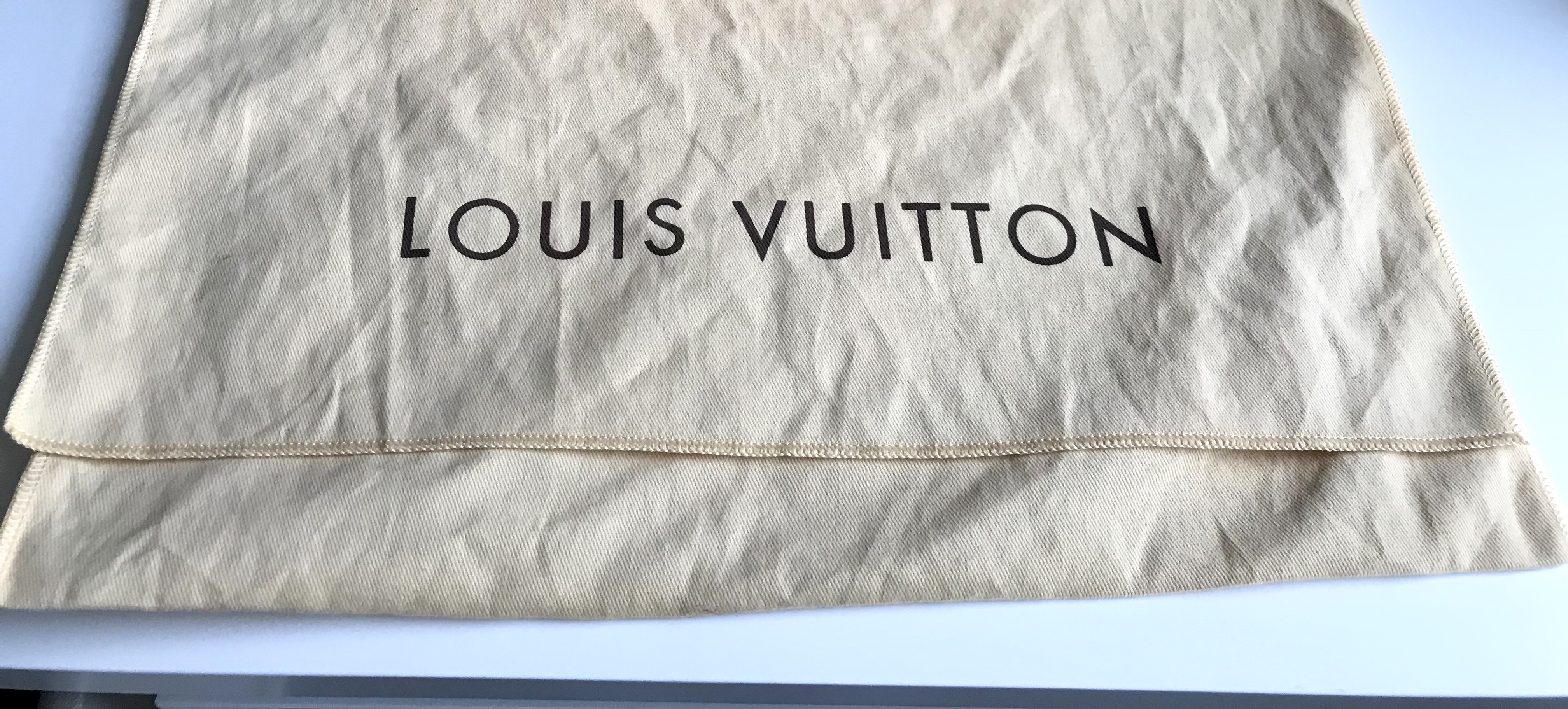 Natura Andesbjergene gård Louis Vuitton Dust Bag