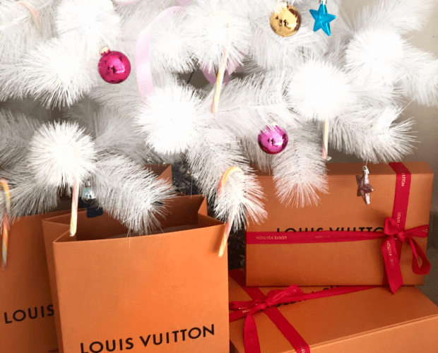 Discover the ultimate holiday gifts at Luxurylana.com! Shop authentic pre-loved luxury handbags from Louis Vuitton, Chanel, Gucci, Prada, and more. Don’t miss our exclusive Mystery Box for a thrilling surprise—timeless elegance at an unbeatable value. Shop now and make this season magical!