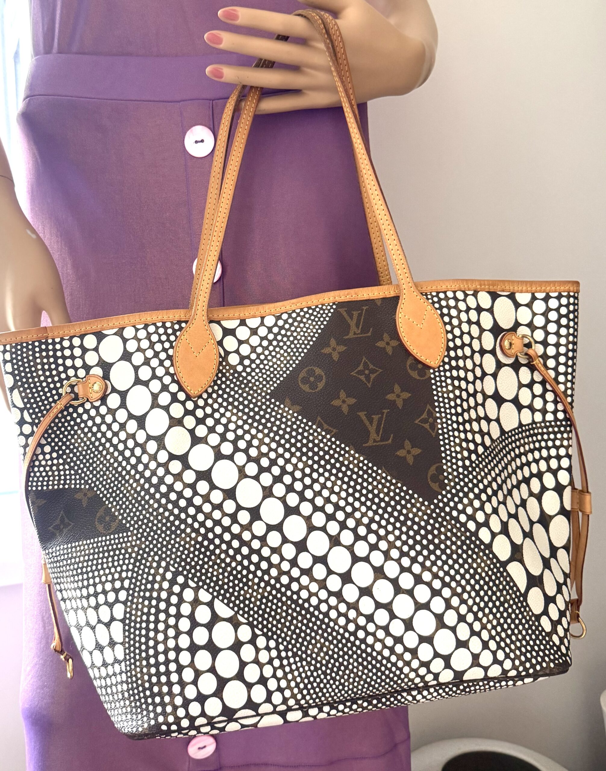 Limited Edition Yayoi Kusama White Dots Monogram Neverfull MM — image 3