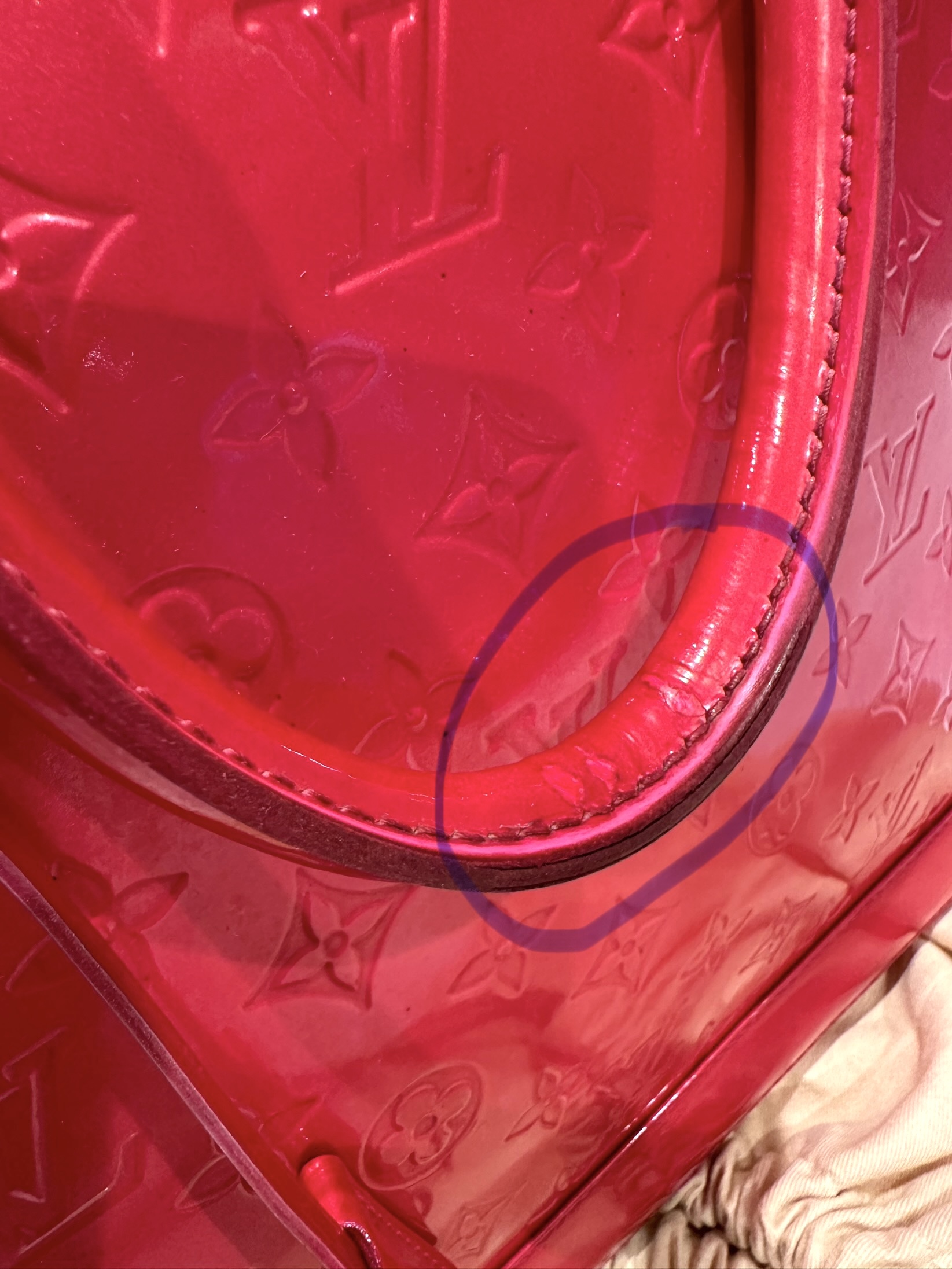 Monogram Alma GM Vernis Rose Grenadine — image 10