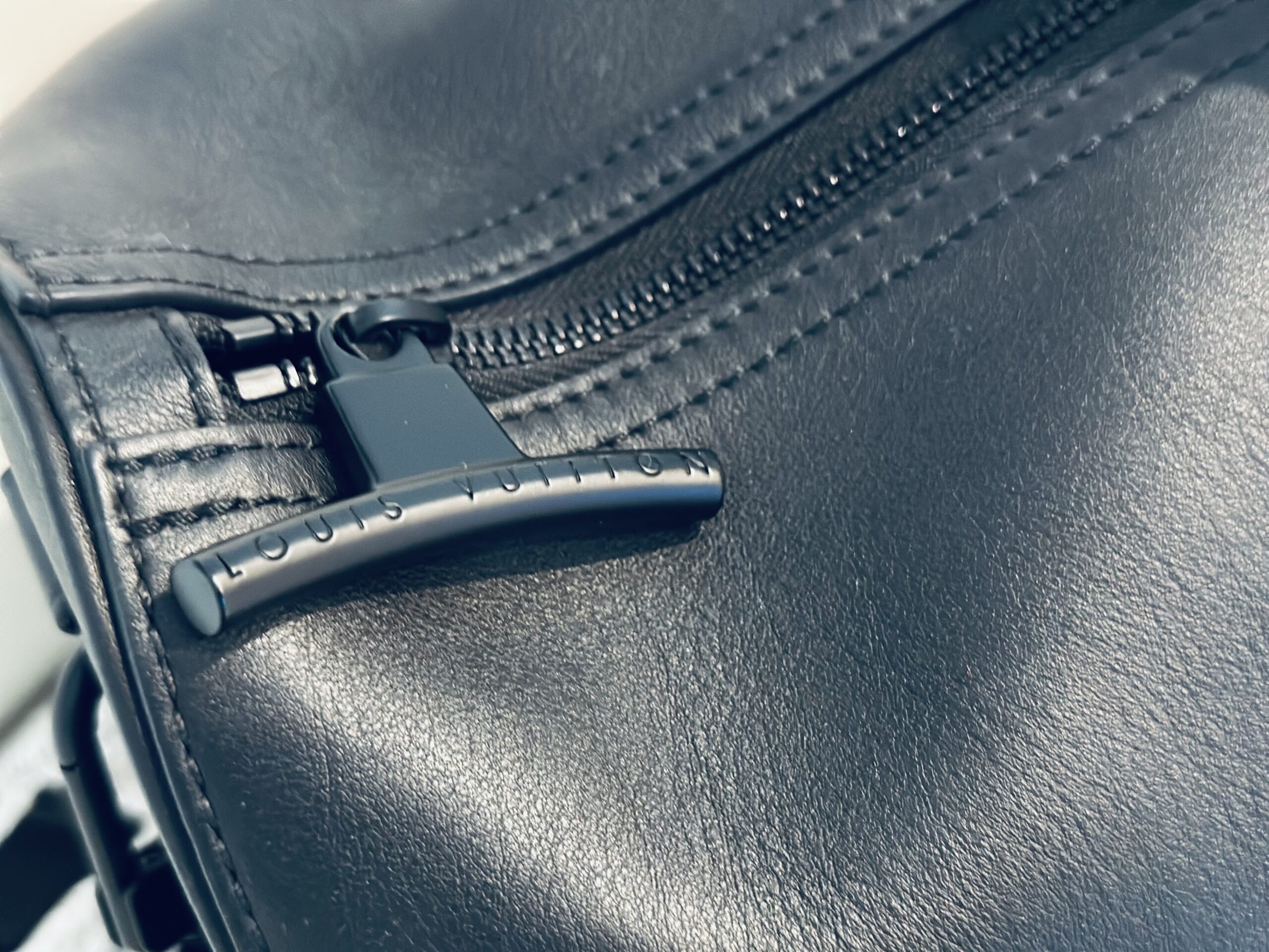 Boston Black Infinity Leather Keepall Bandouliere 50 — image 12