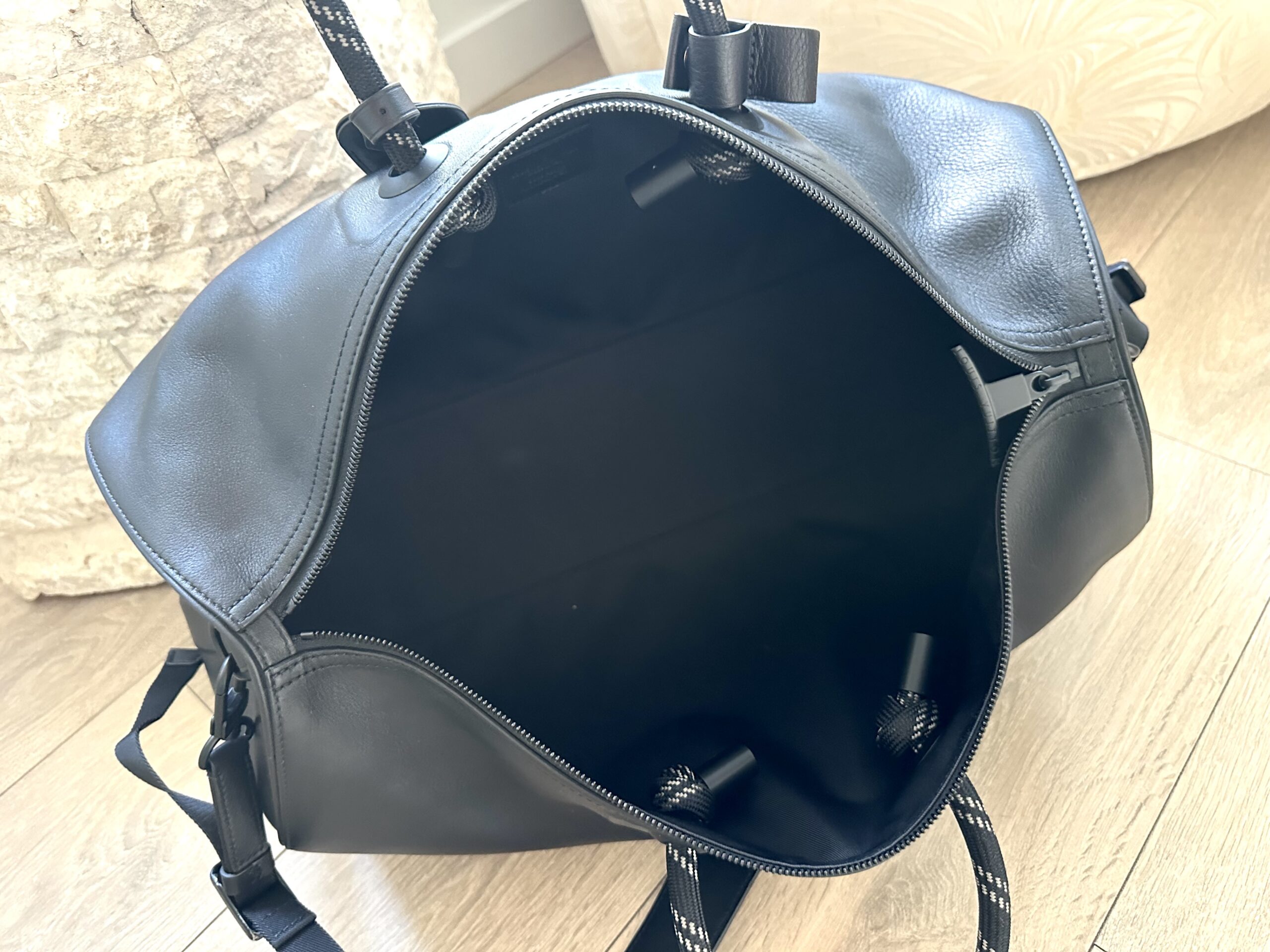 Boston Black Infinity Leather Keepall Bandouliere 50 — image 14