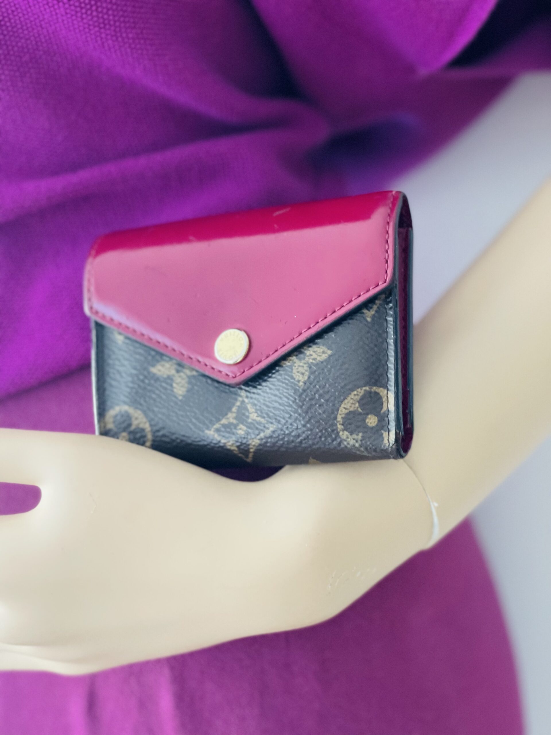 Monogram Canvas Zoe Small Wallet Coin Bill Purse — image 2
