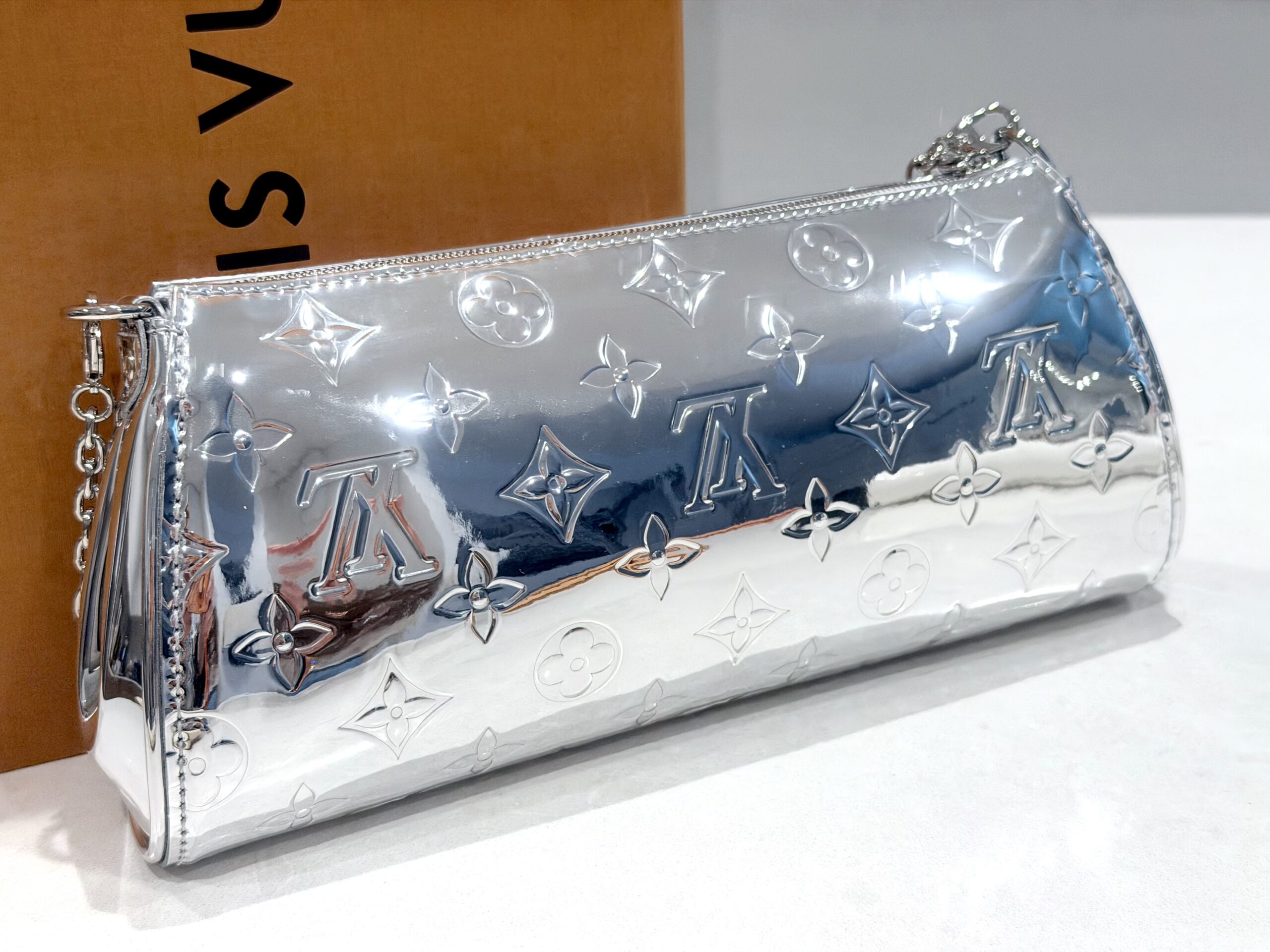 Monogram Miroir Pochette Eva Silver — image 8
