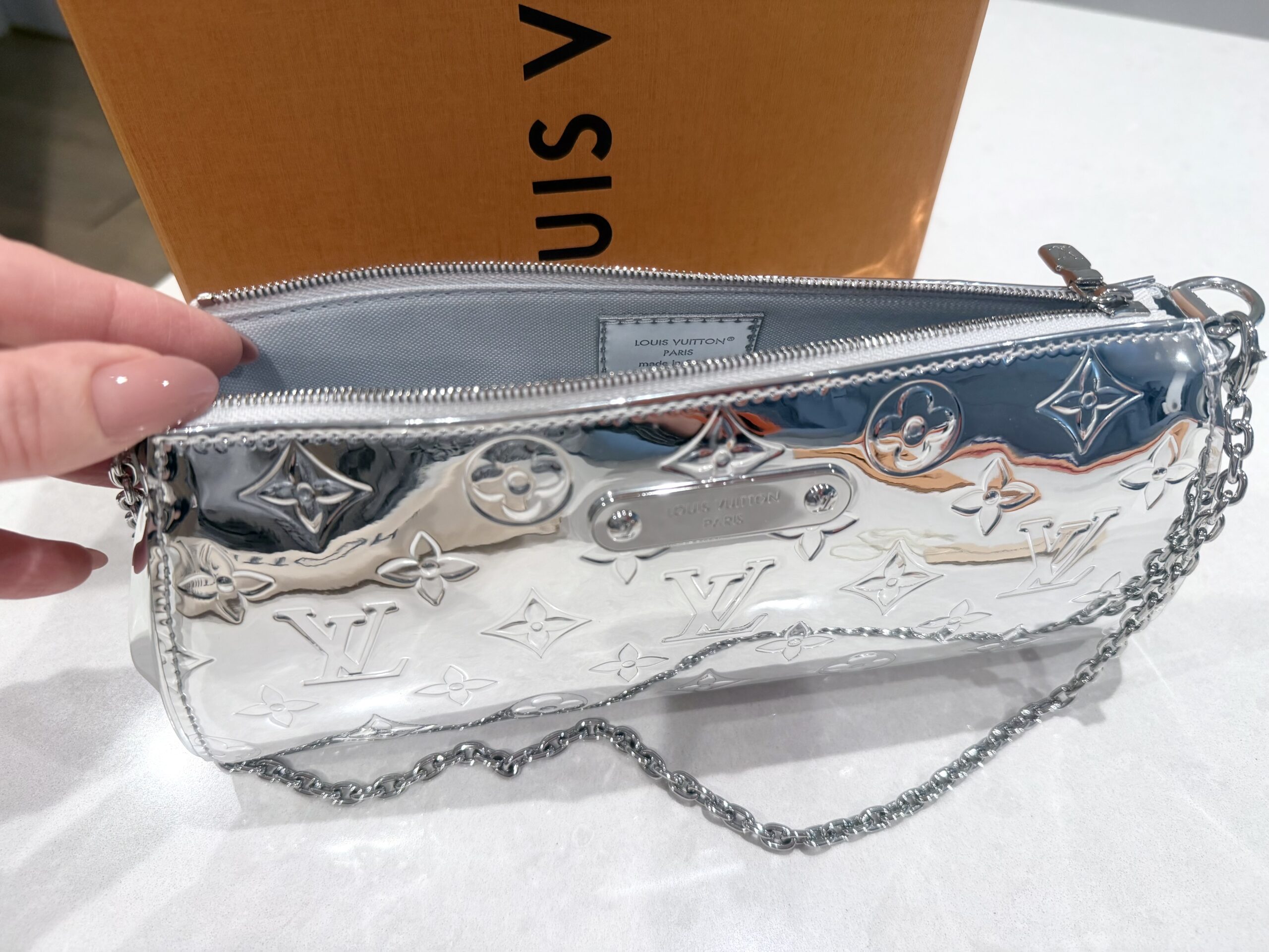 Monogram Miroir Pochette Eva Silver — image 11