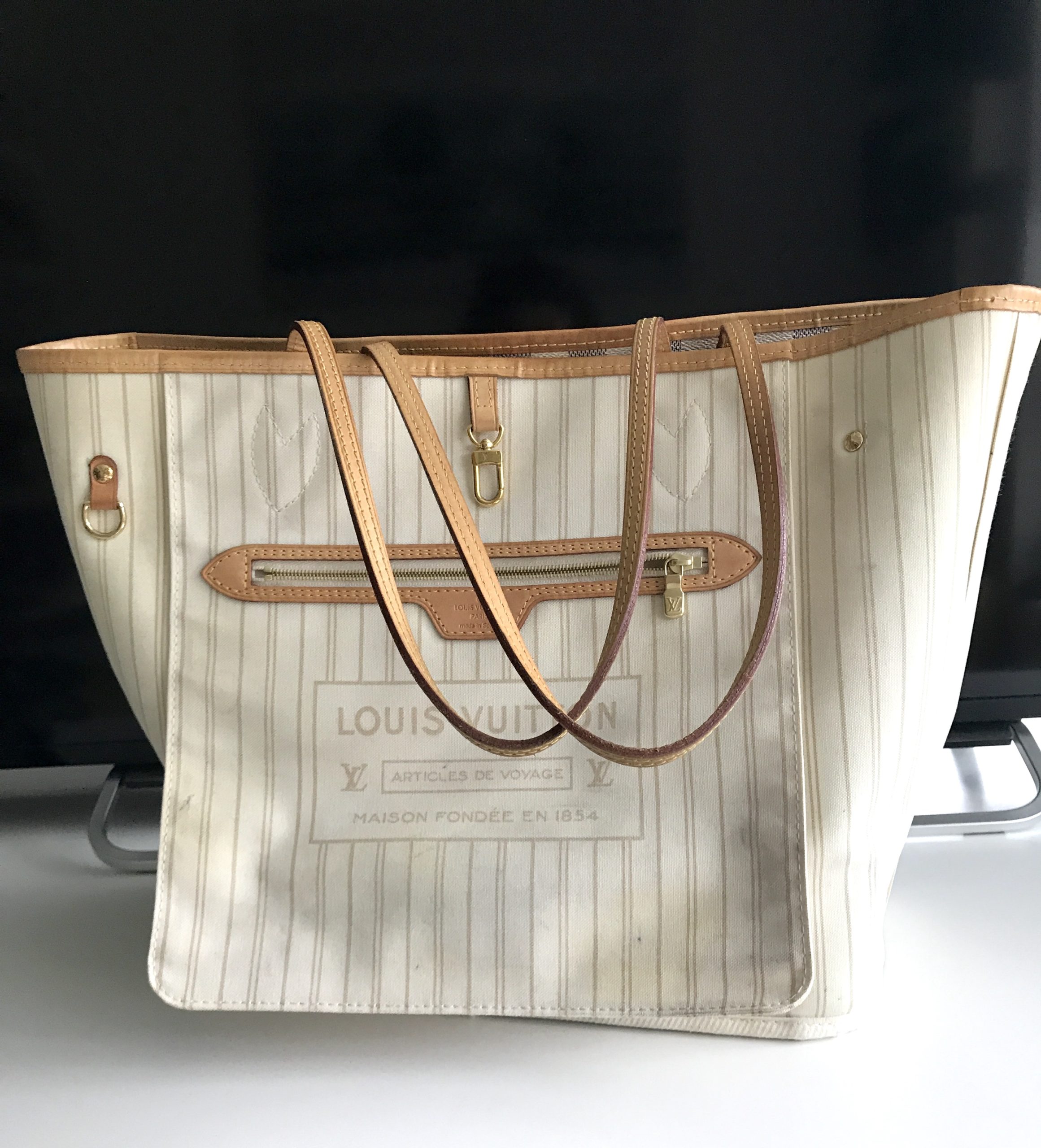 Louis Vuitton Neverfull MM Damier Azur Tote Bag – Mills Jewelers & Loan