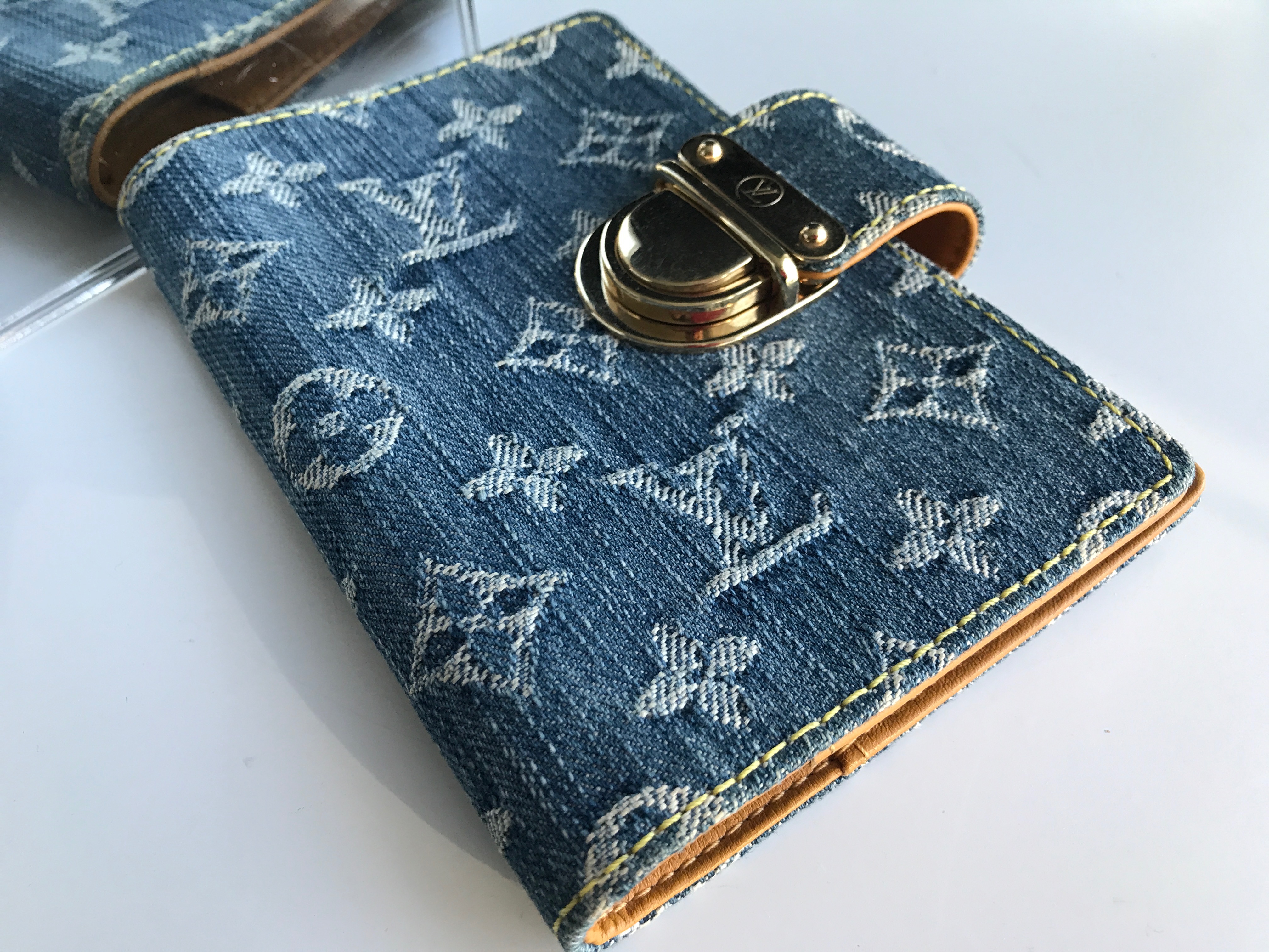 Diary Louis Vuitton Blue in Denim - Jeans - 34358119