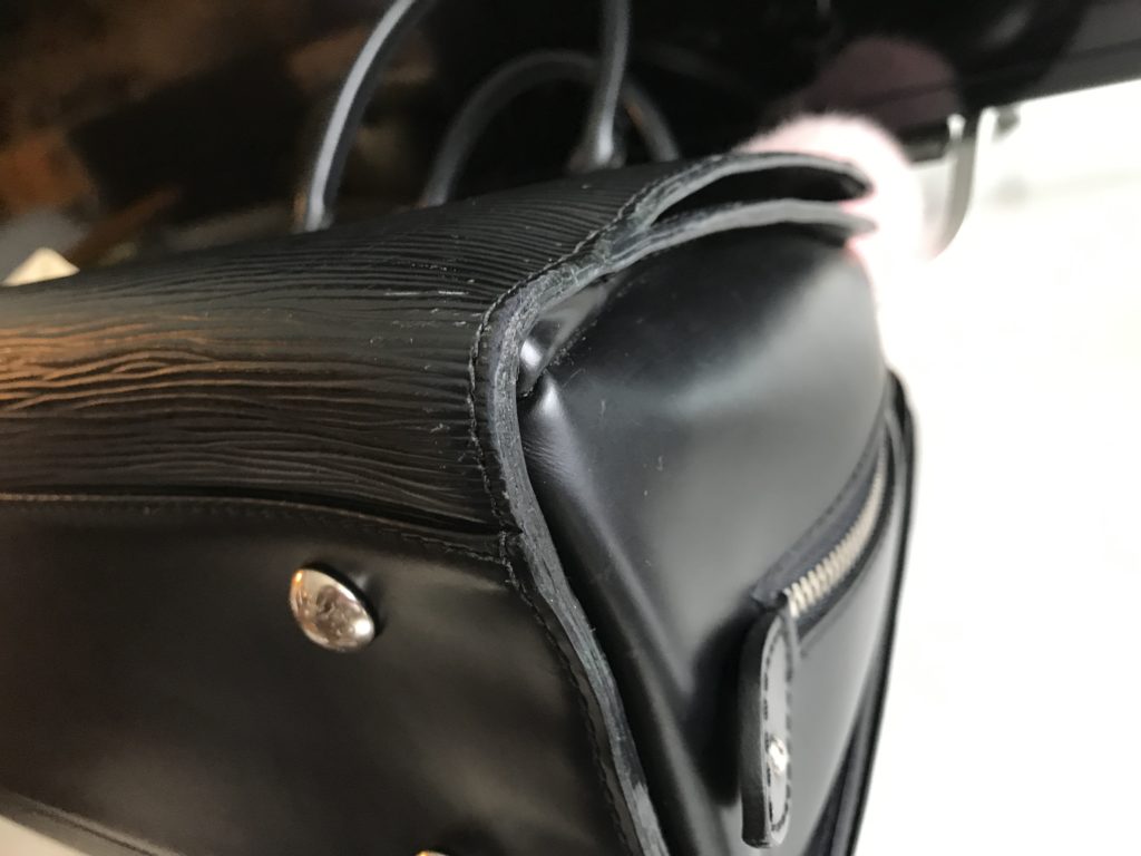 Black Epi Leather Pont-Neuf GM Handbag