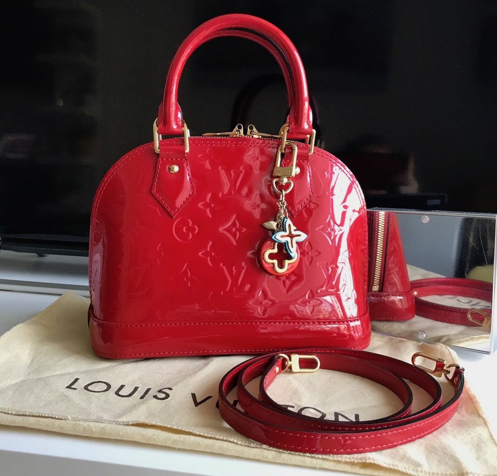 LOUIS VUITTON Louis Vuitton Alma GM Handbag M93596 Vernis Pomme D'Amour Red  MI2079 Women's