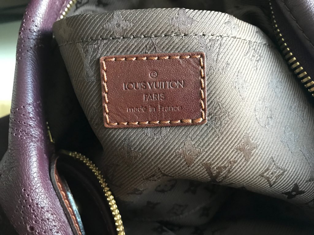 Louis Vuitton Mahina Onatah GM Aubergine Leather Hobo Bag