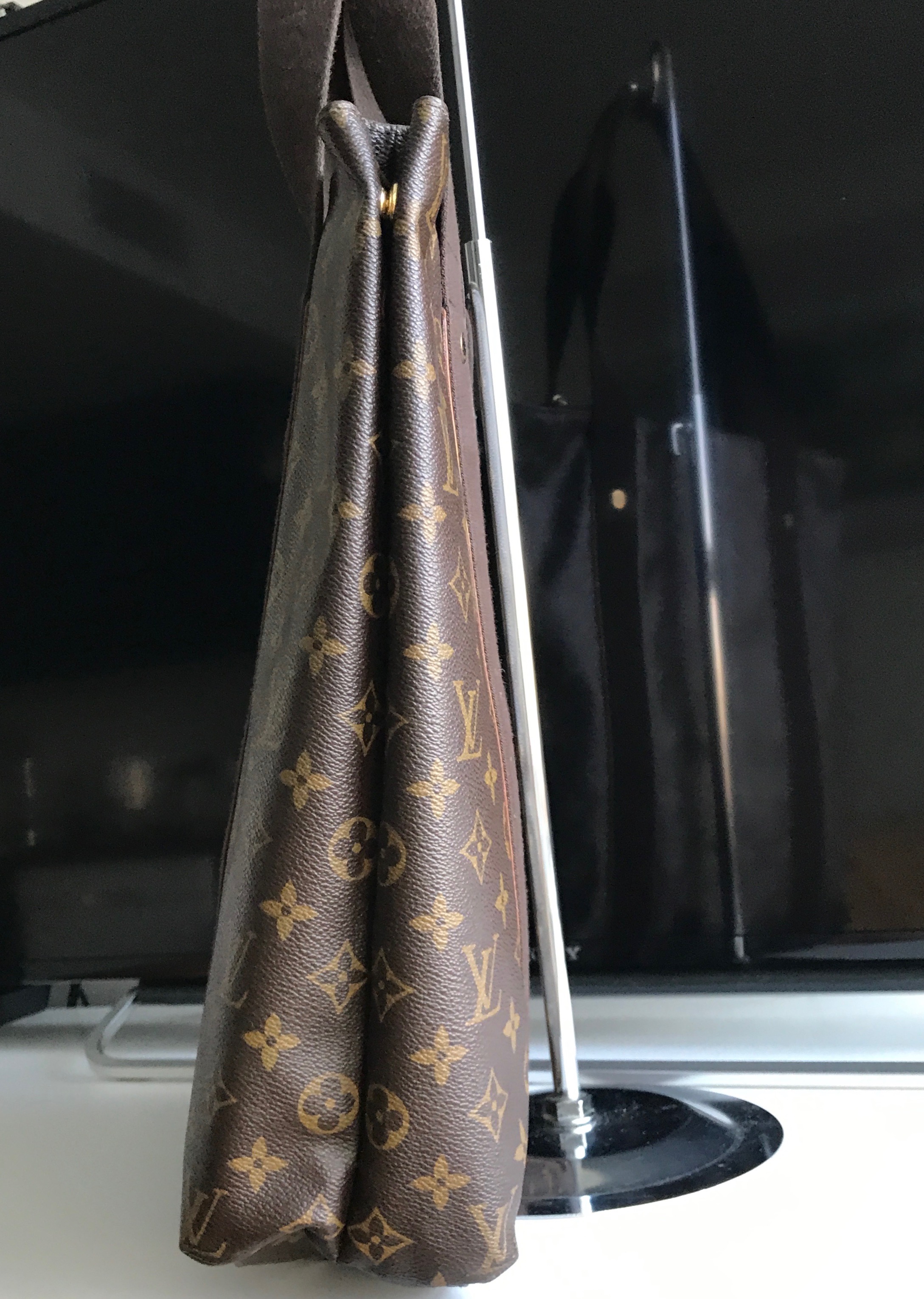 Louis Vuitton Monogram Cabas Beaubourg M53013 Brown Cloth ref.834402 - Joli  Closet