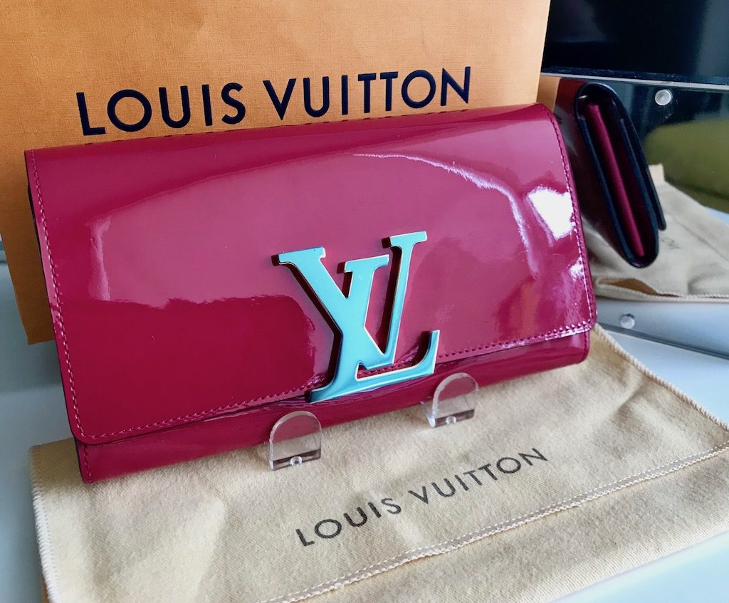 Louis Vuitton Indian Rose Vernis Leather Wallet Clutch