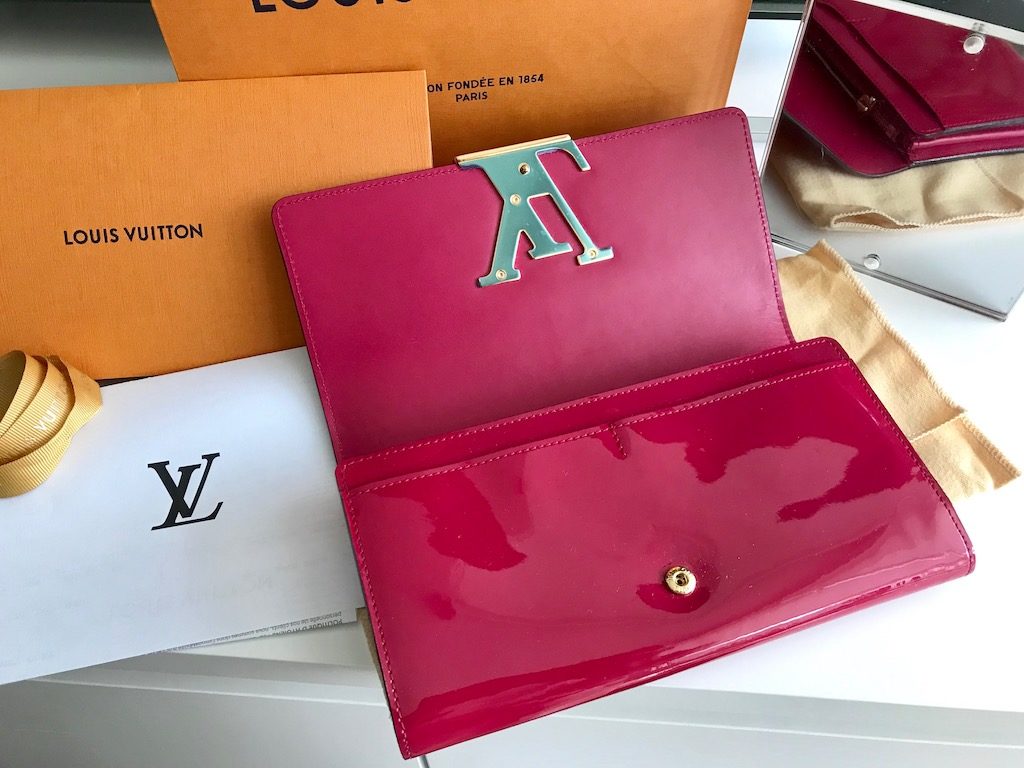 Louis Vuitton Indian Rose Vernis Leather Wallet Clutch