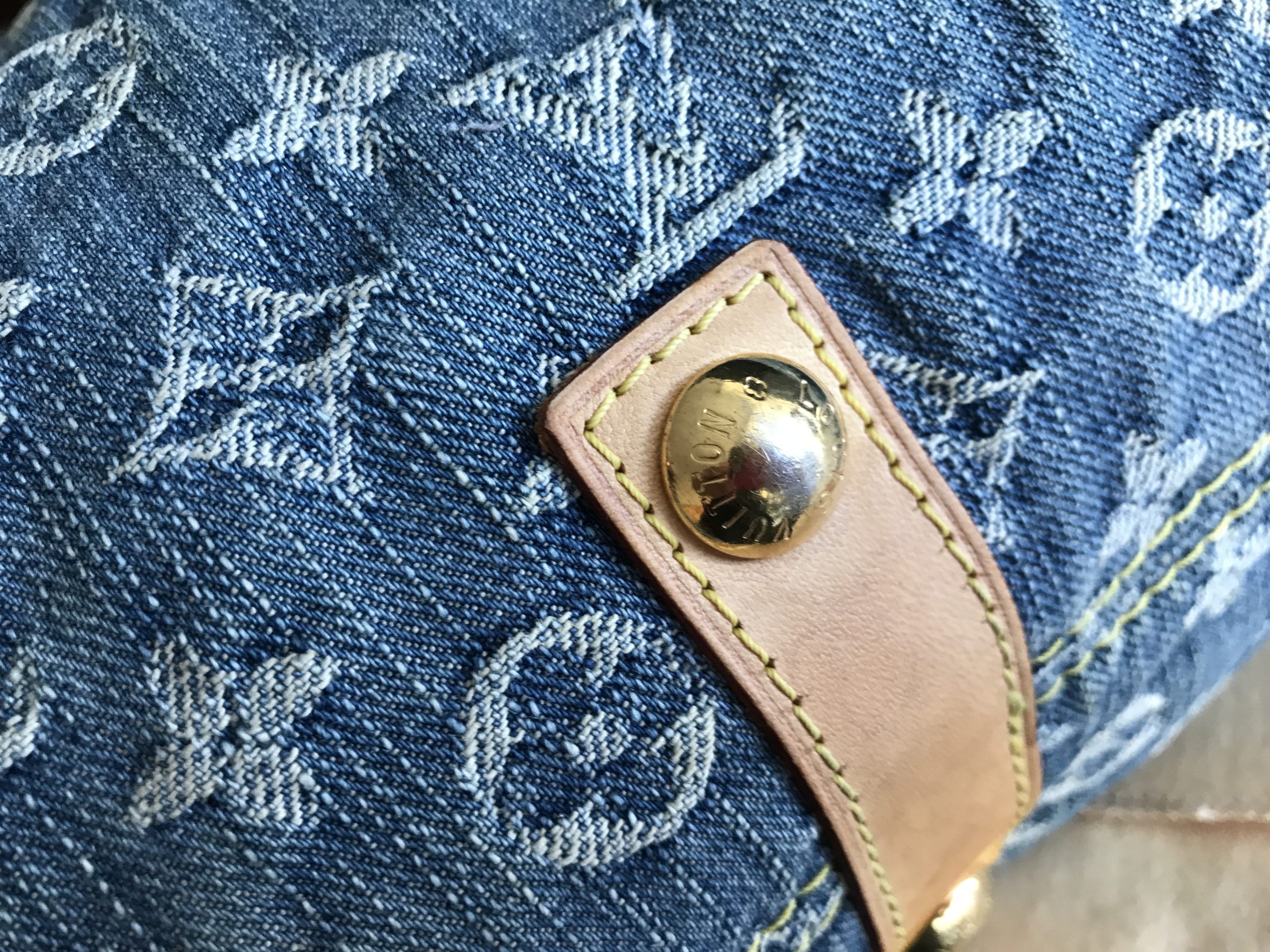 Louis Vuitton Blue Monogram Denim Neo Cabby MM Cloth ref.754388 - Joli  Closet