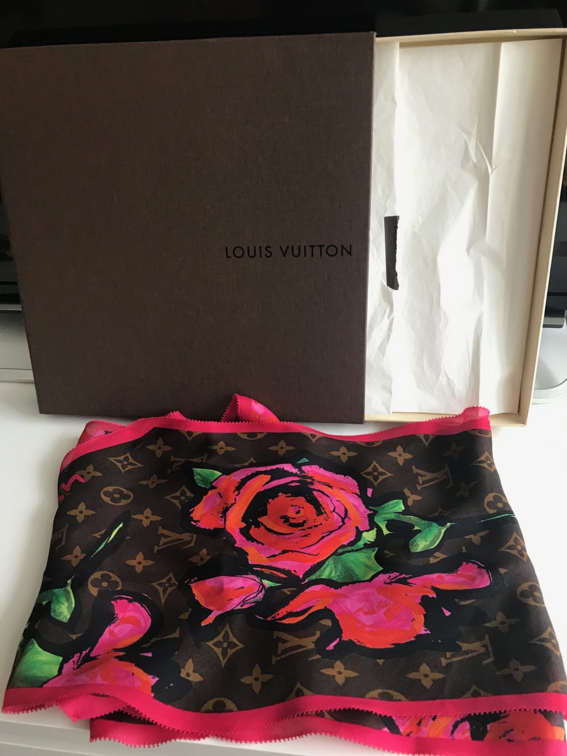 Louis Vuitton Monogram Stephen Sprouse Roses 100% Silk Scarf