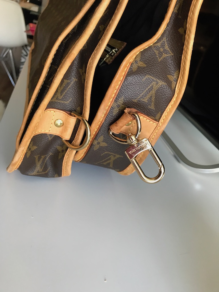 Excellent Louis Vuitton Monogram Portable Bandouliere Garment Suit Bag  Luggage