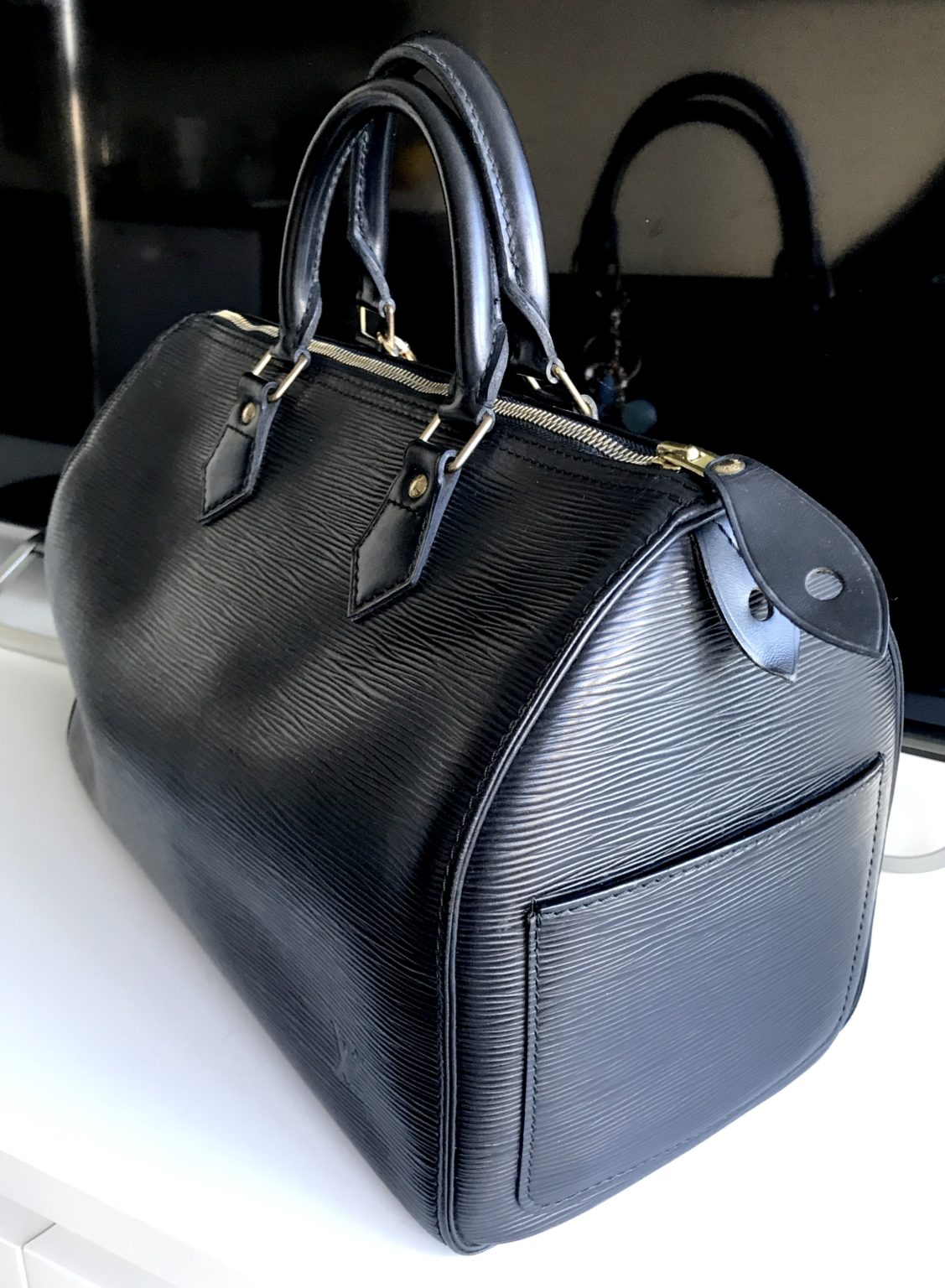 Speedy 30 Black Epi Leather Handbag