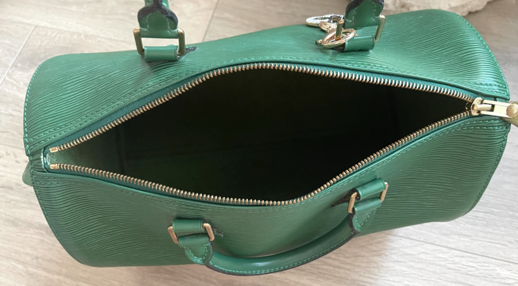 Green Epi Leather Speedy 35 Handbag