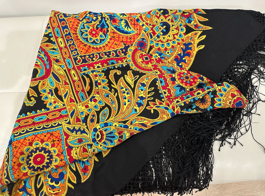 Pavlovo Posad Russian Shawl 100% Wool Scarf 148 cm Silk Fringe "Gingerbread" Limited Edition