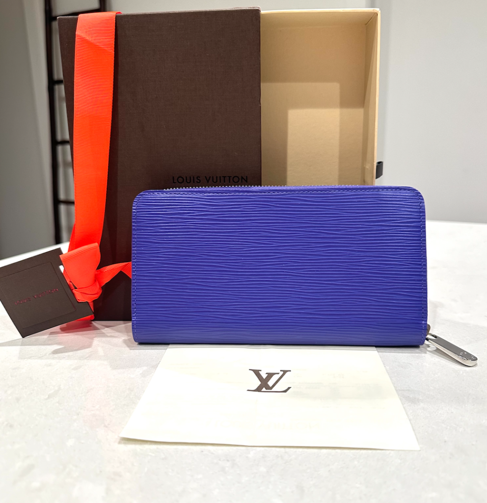 Louis Vuitton Figue Purple Epi Leather Zippy Wallet